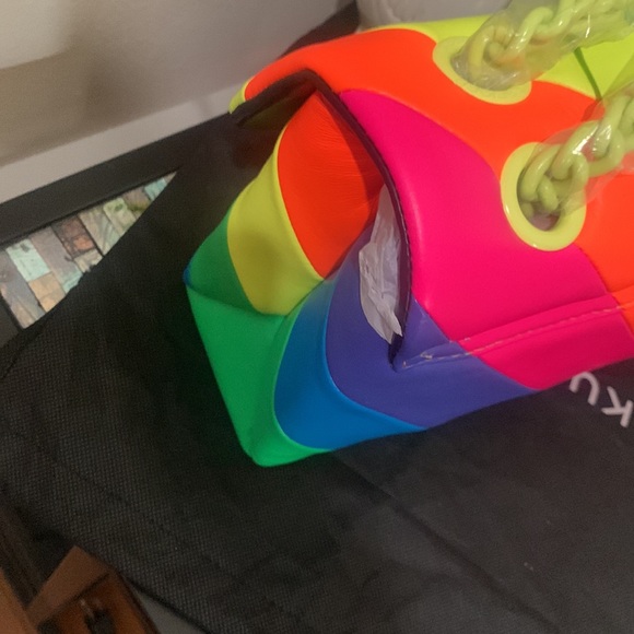 Kurt Geiger London Large Brixton Lock Leather Convertible Bag - Picture 11 of 16